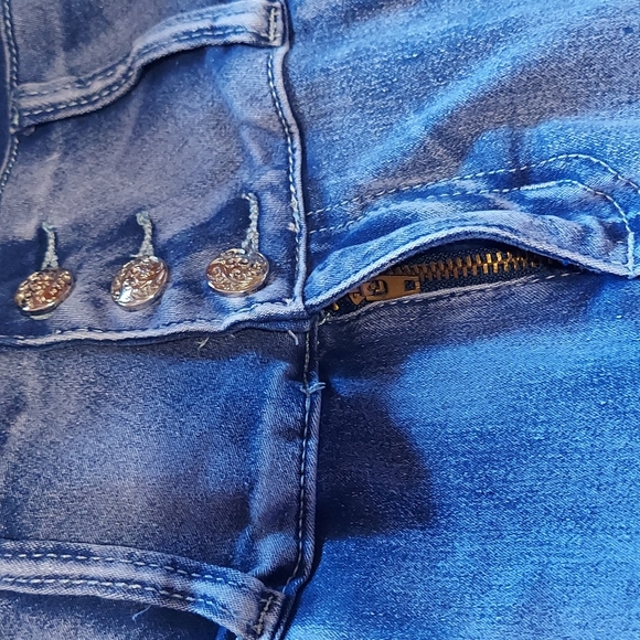 Modaxpress Jean's (11) - Picture 2 of 3